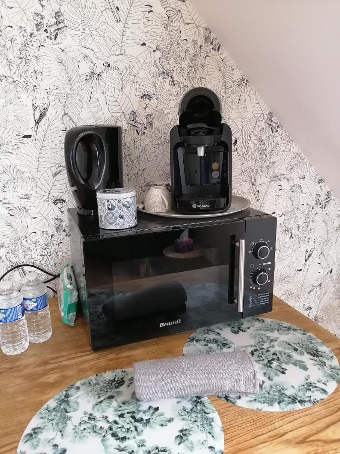 La Chambre Du Valois Cuvergnon Eksteriør billede